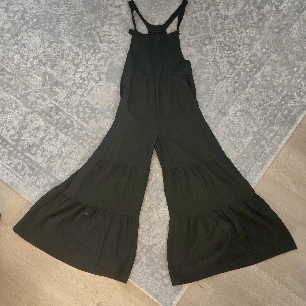 art class Black Tiered Wide-Leg Jumpsuit with Adjustable Straps - Picture 1 of 3